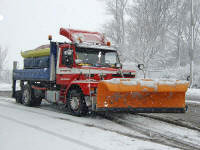 Strooiwagen Sneeuwschuiver nodig? Nierop Transport & Traffic Service!